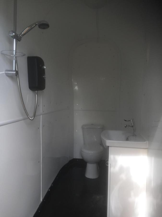 Norwell View Farm Glamping With Hot Tubs 호텔 바스 외부 사진