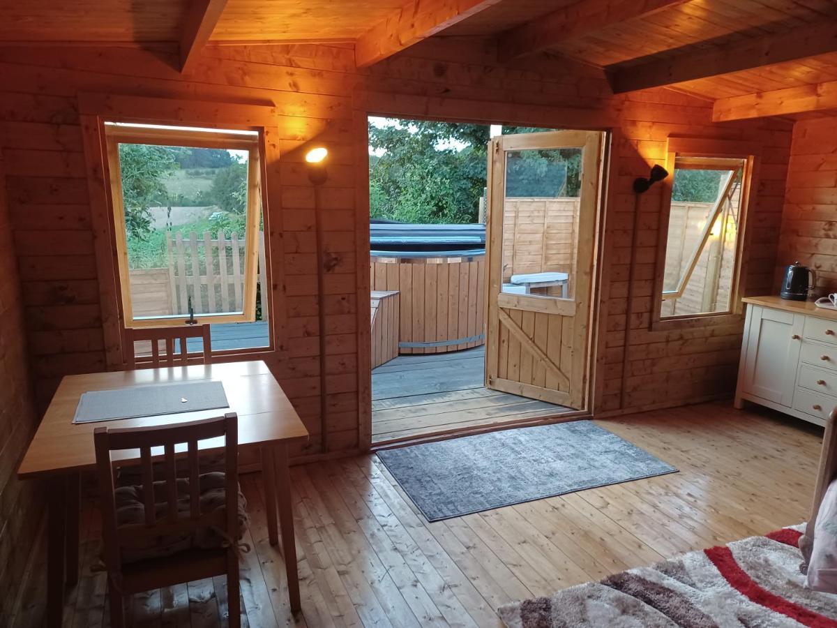 Norwell View Farm Glamping With Hot Tubs 호텔 바스 외부 사진